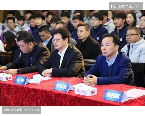 罗京姚明携手传承体育精神共同推动中国体育文化发展新篇章