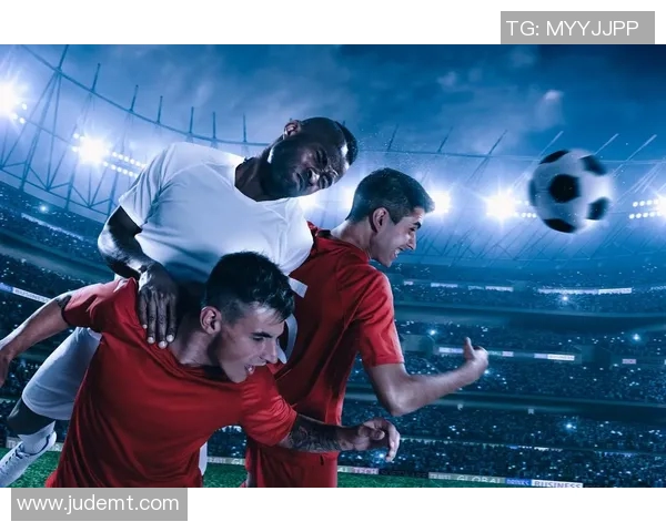 展现男人魅力的足球明星们在绿茵场上的激情与风采 展现男人魅力的足球明星们在绿茵场上的激情与风采