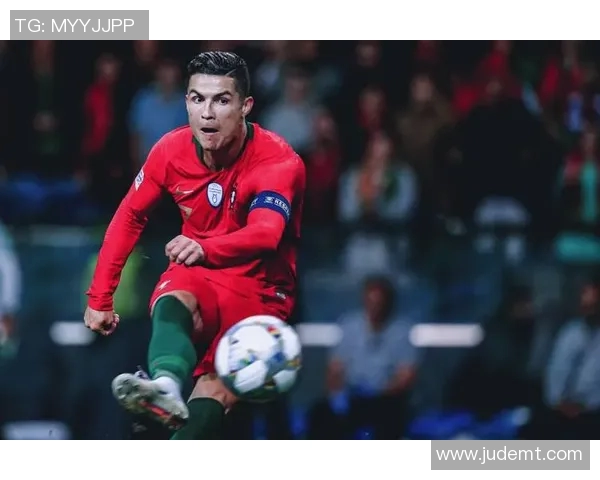 脚大如巨星足球明星们的独特魅力与传奇故事