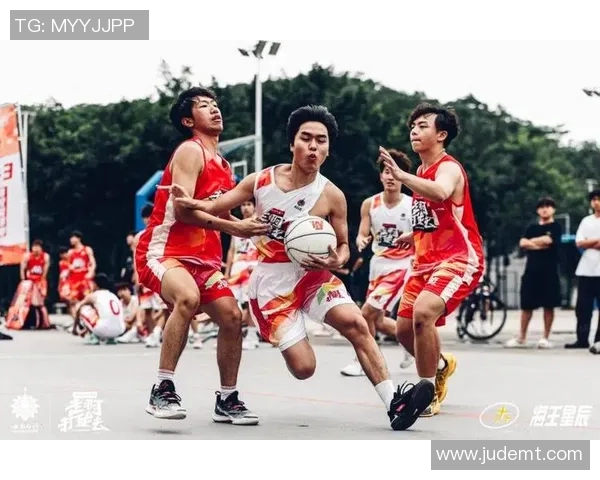 云南小伙篮球全明星赛展现年轻力量与激情梦想的精彩瞬间 云南小伙篮球全明星赛展现年轻力量与激情梦想的精彩瞬间